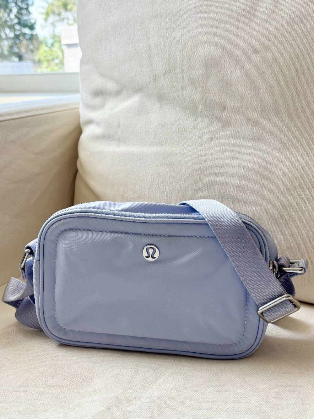 Lululemon Camera Bag (Crossbody) in Lavender